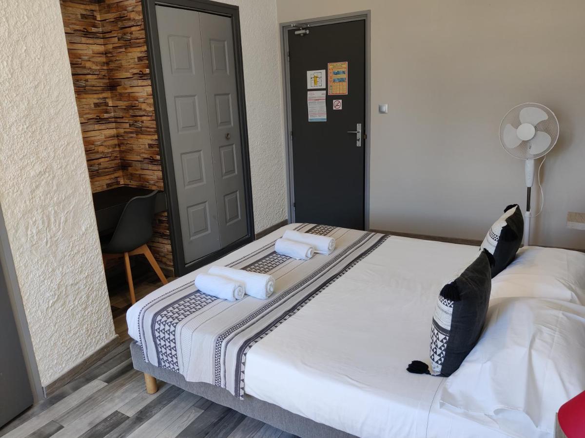 Hotel Les Voyageurs - Voguee Kültér fotó